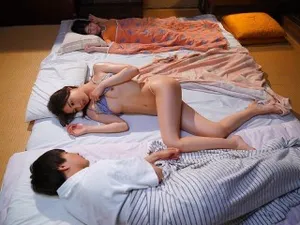 Một cô giáo tốt bụng lại có công việc làm thêm bí mật là “live sex”