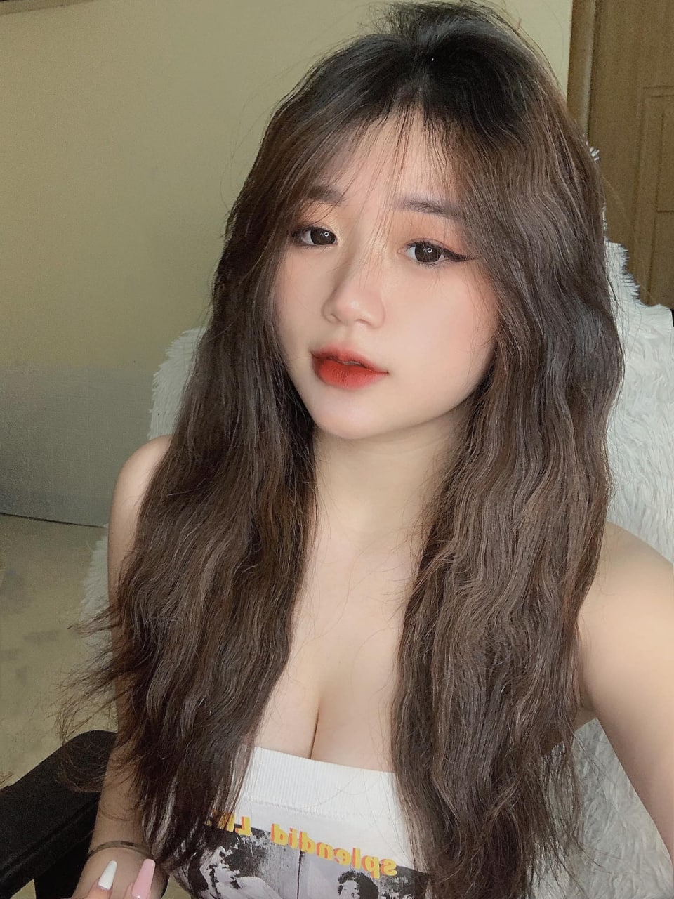 First time real Japanese amateur interviewed before being escorted into a life real raw sex shoot featuring the incredibly hairy JAV star Tsubaki Katou with an actor balls deep in her